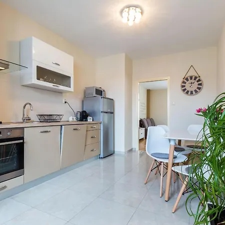 Calle Larga 14 In Old Town Apartamento Zadar